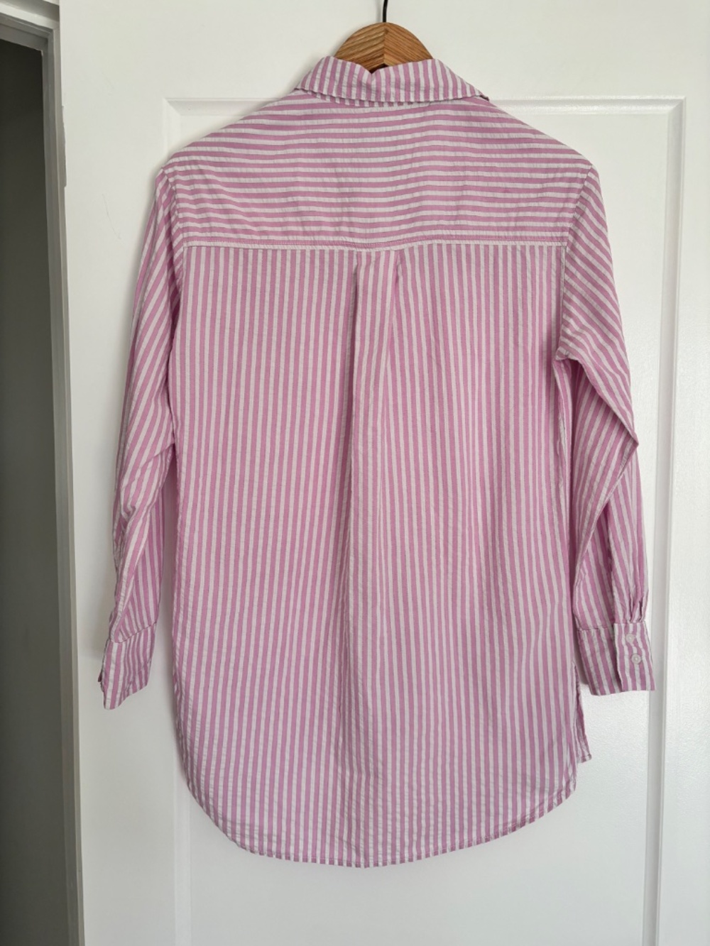 Lola River Seersucker Striped Button Down Shirt Women’s Size XS - Picture 3 of 10